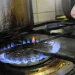 PSX دباؤ میں ہے کیونکہ SOE نقصانات اور عالمی اشارے کاٹ رہے ہیں۔